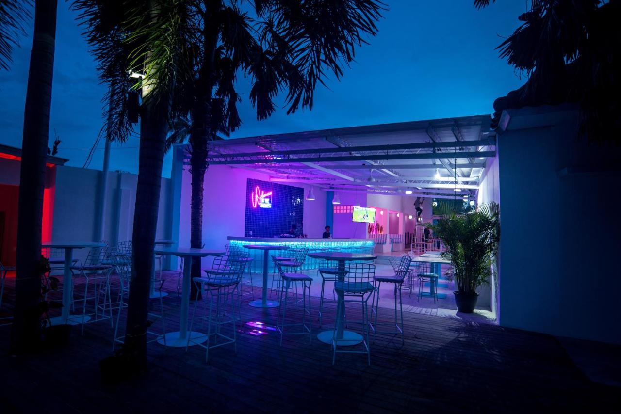 A Pousada Mad Monkey Kuta  Exterior foto